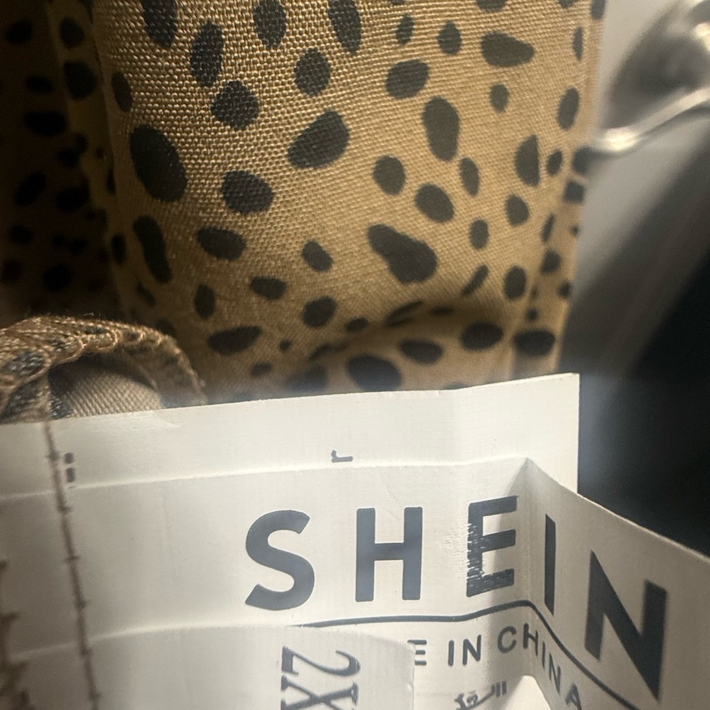 SHEIN Tan & Black Animal Print Button-Front Tunic - Picture 4 of 4